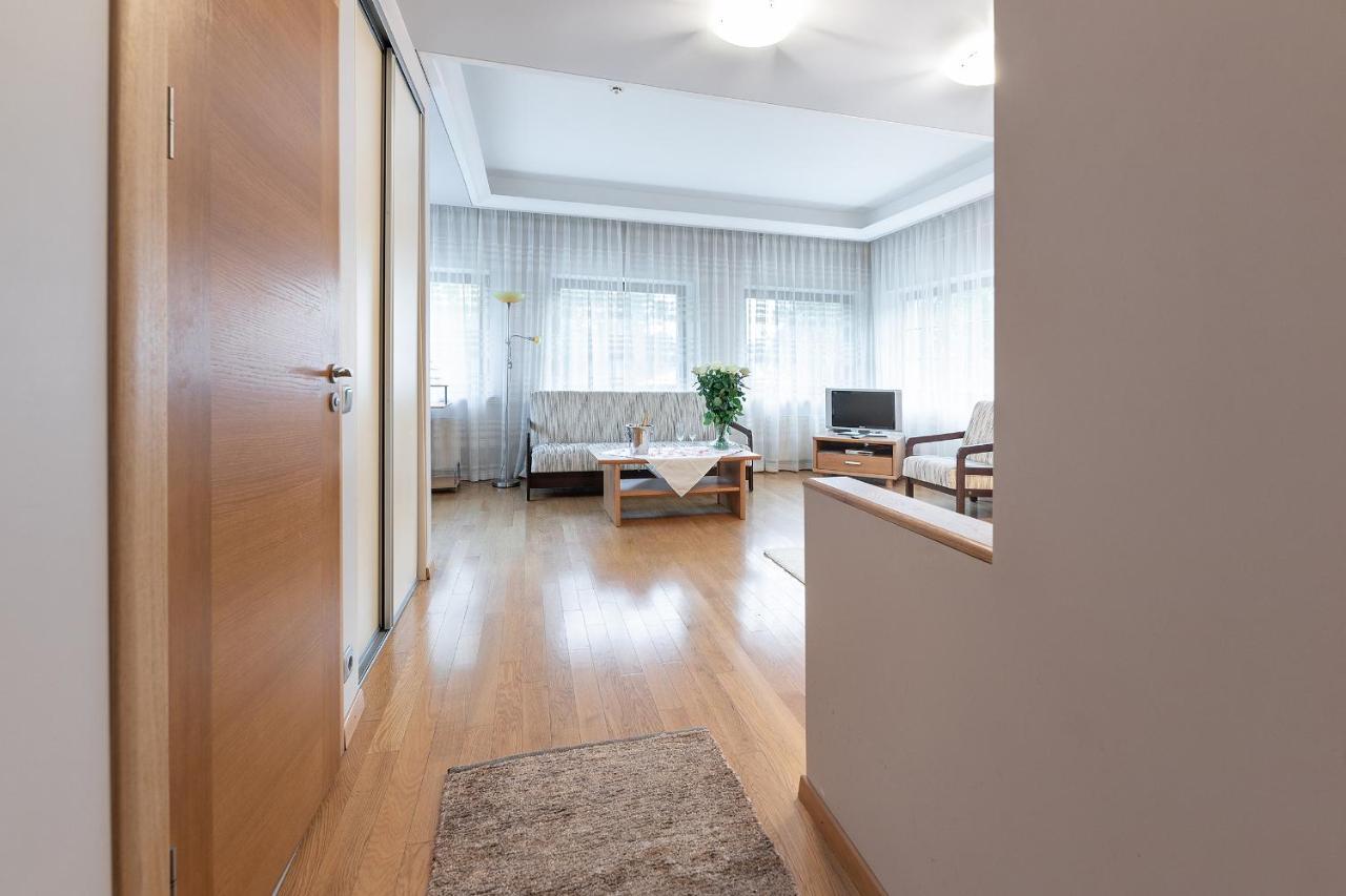 Room In Bb - Valensija - Suite For Two In Nice Hotel Jūrkalne Εξωτερικό φωτογραφία