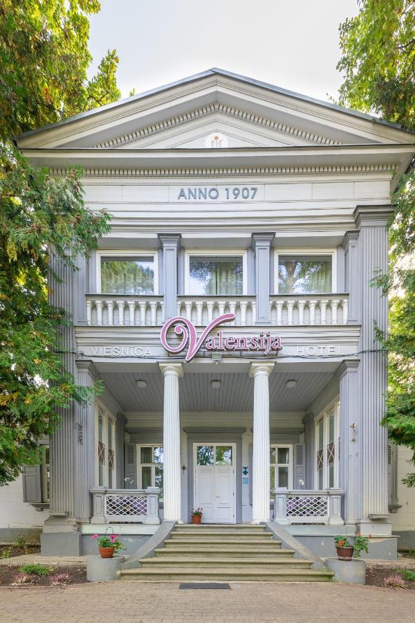 Room In Bb - Valensija - Suite For Two In Nice Hotel Jūrkalne Εξωτερικό φωτογραφία